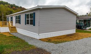 1218 Sunset Dr, Robinson Twp, PA 15019