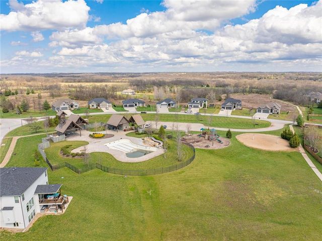 509 Sycamore Road, Greenwood, MO 64034