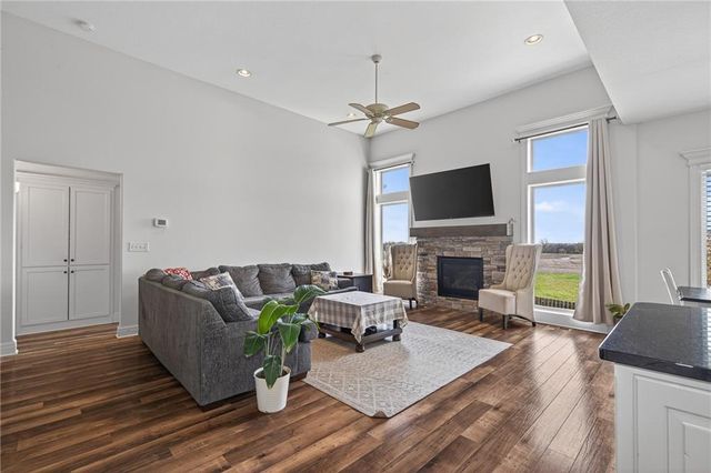 509 Sycamore Road, Greenwood, MO 64034