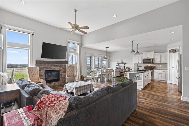 509 Sycamore Road, Greenwood, MO 64034