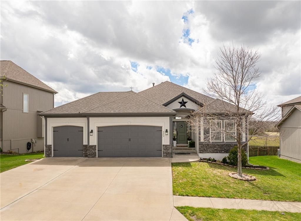 509 Sycamore Road, Greenwood, MO 64034