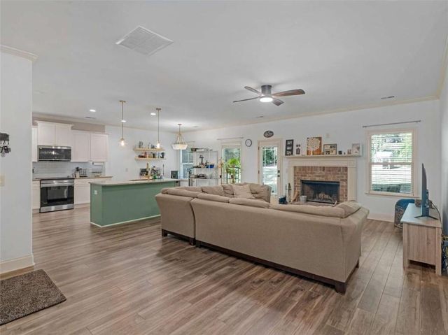 1106 Edward Drive, Mcdonough, GA 30252