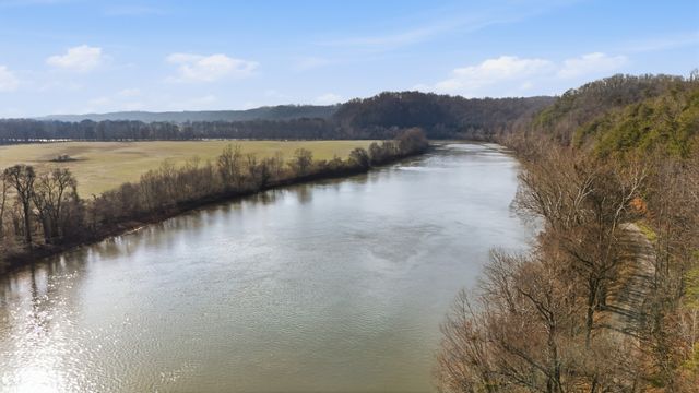 1655 Box Hollow Rd, New Johnsonville, TN 37134