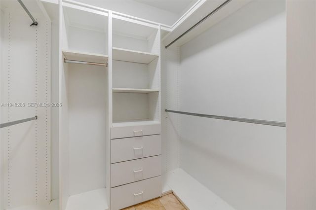 10261 SW 58th St, Miami, FL 33173