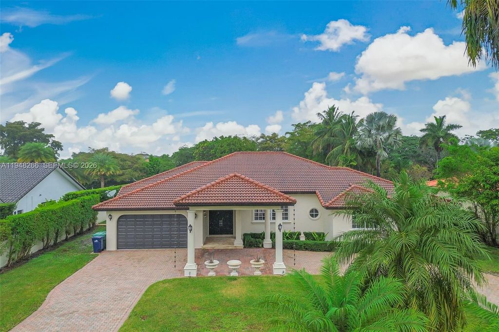 10261 SW 58th St, Miami, FL 33173