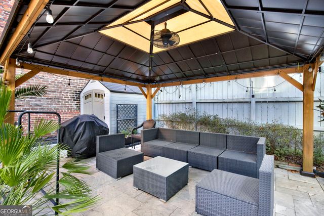 212 Houston Street, Savannah, GA 31401
