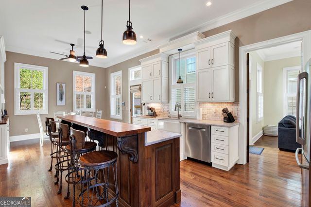 212 Houston Street, Savannah, GA 31401