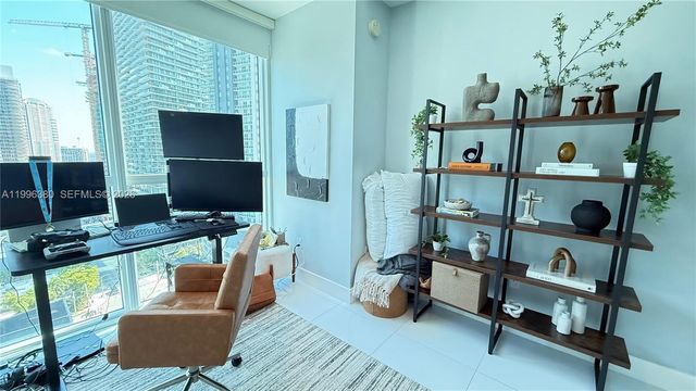 1080 SW Brickell Ave 1801, Miami, FL 33131