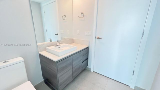 1080 SW Brickell Ave 1801, Miami, FL 33131