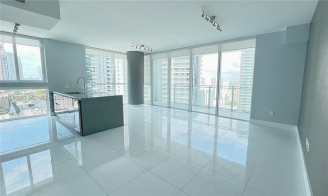 1080 SW Brickell Ave 1801, Miami, FL 33131