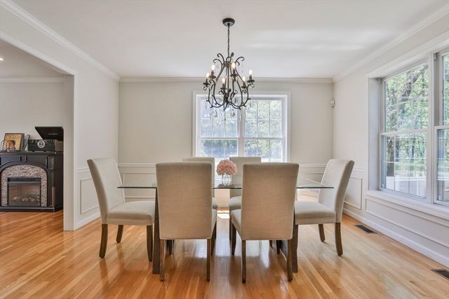 11 Arthur Avenue, Chelmsford, MA 01824