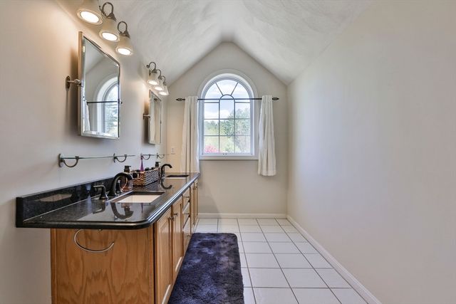 11 Arthur Avenue, Chelmsford, MA 01824