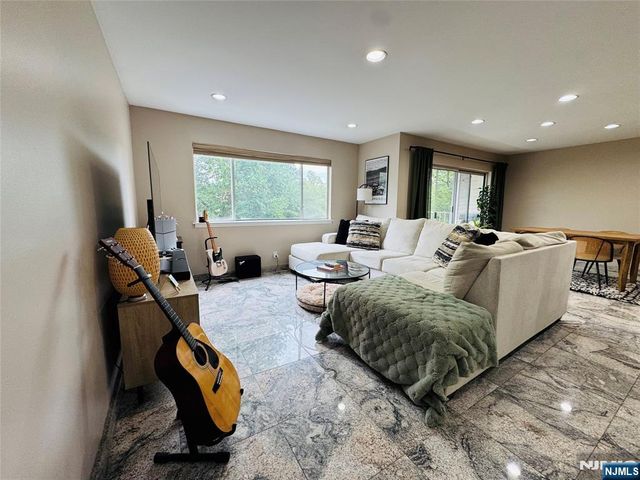 50 Lindsley Road 4, Cedar Grove, NJ 07009