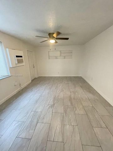 5920 NE 1st Ter, Oakland Park, FL 33334