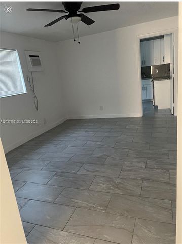 5920 NE 1st Ter, Oakland Park, FL 33334