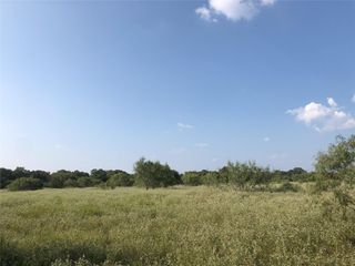 370 Wild Plum RD, Lockhart, TX 78644