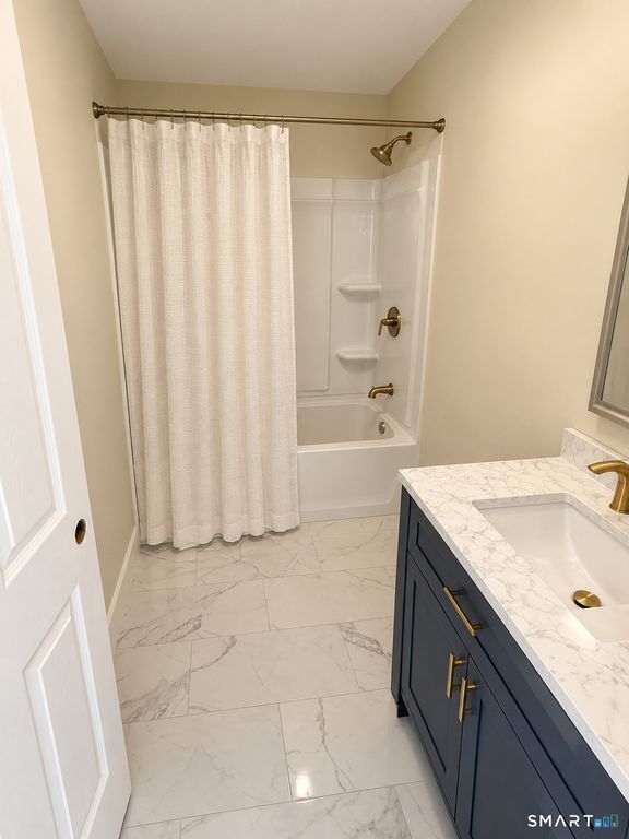 140 Thompson Street 31B, East Haven, CT 06513