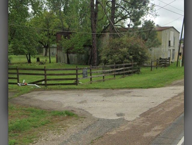 805 N Main Street, Jewett, TX 75846