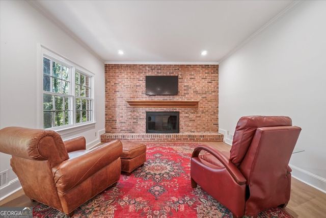 80 Cliffcreek Trace, Sandy Springs, GA 30350