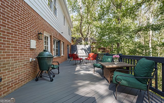 80 Cliffcreek Trace, Sandy Springs, GA 30350