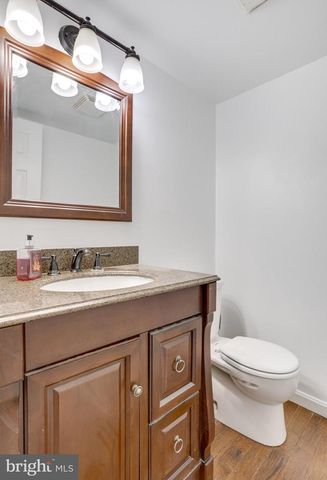 10070 APPLE WOOD CT, Burke, VA 22015