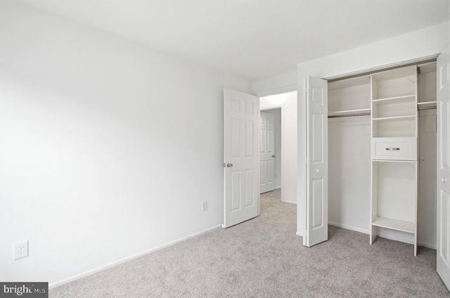 10070 APPLE WOOD CT, Burke, VA 22015