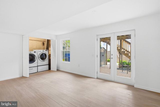 10070 APPLE WOOD CT, Burke, VA 22015