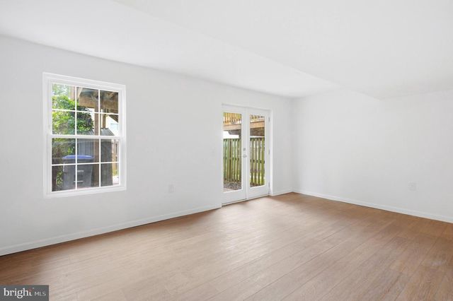10070 APPLE WOOD CT, Burke, VA 22015