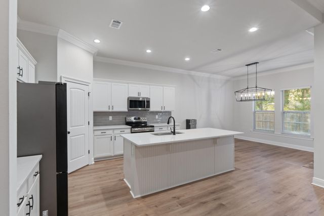 4605 Queen Palm Court, Pace, FL 32571