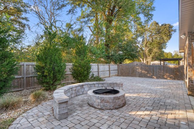 4605 Queen Palm Court, Pace, FL 32571