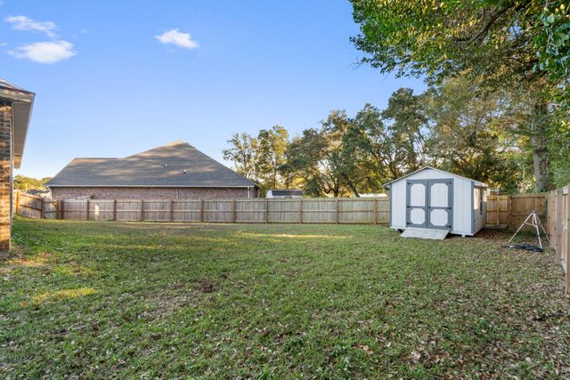 4605 Queen Palm Court, Pace, FL 32571