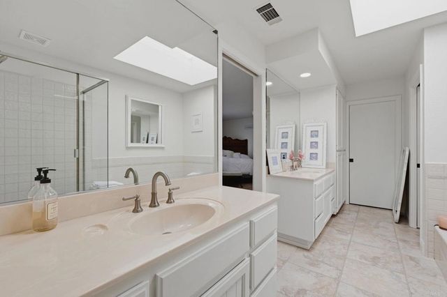 3830 Lake Garden Drive, Fallbrook, CA 92028