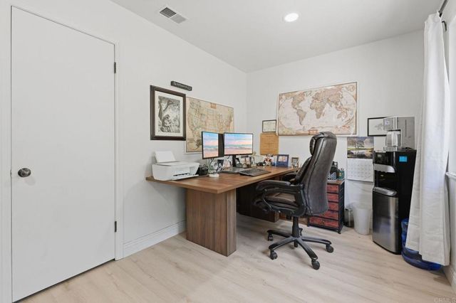 3830 Lake Garden Drive, Fallbrook, CA 92028