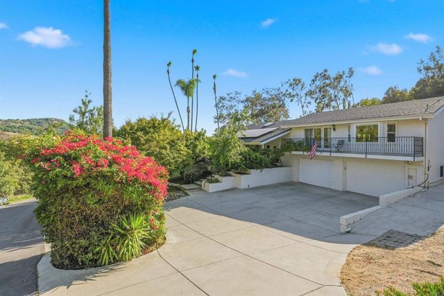 3830 Lake Garden Drive, Fallbrook, CA 92028