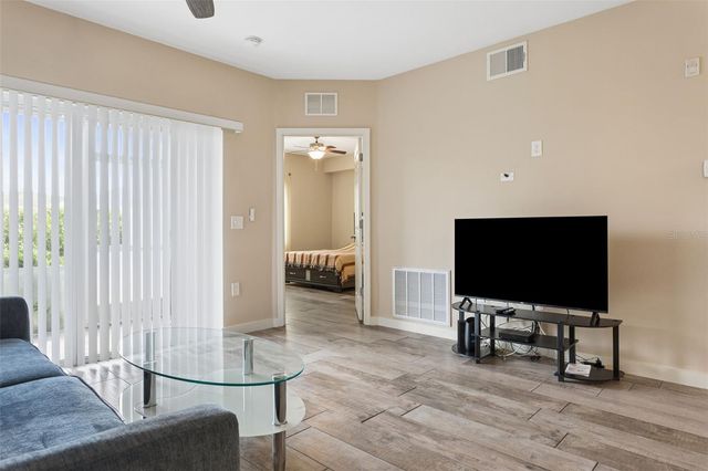 1195 GODAVARI WAY 105, Wesley Chapel, FL 33543