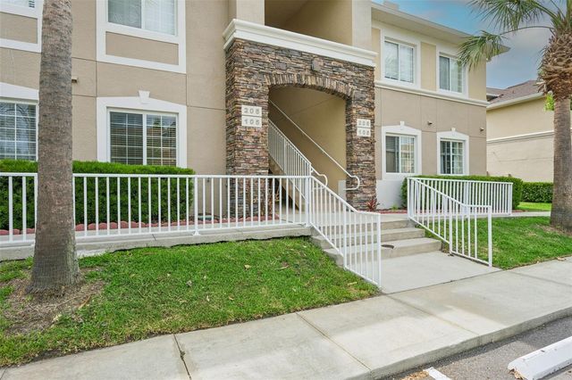 1195 GODAVARI WAY 105, Wesley Chapel, FL 33543