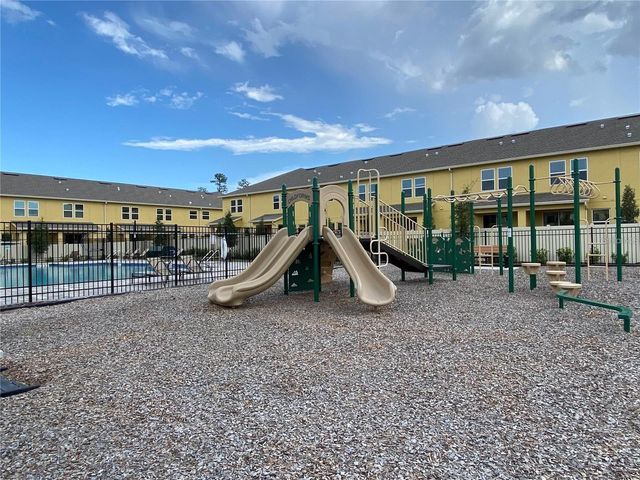 10010 RED EAGLE DRIVE, Orlando, FL 32825