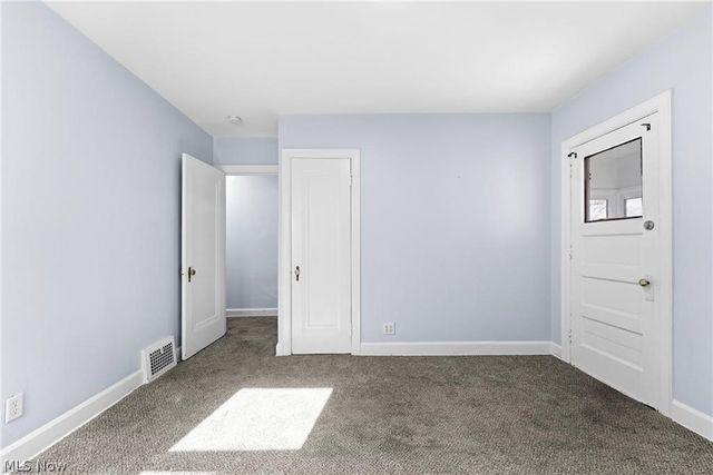 876 Eloise Drive, Cleveland Heights, OH 44112
