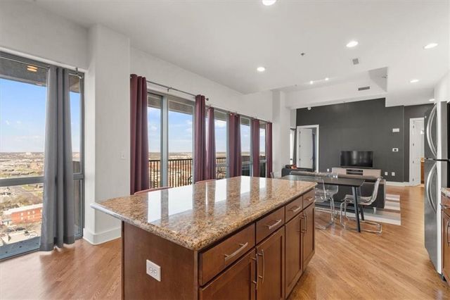 600 Admiral Boulevard 1905, Kansas City, MO 64106
