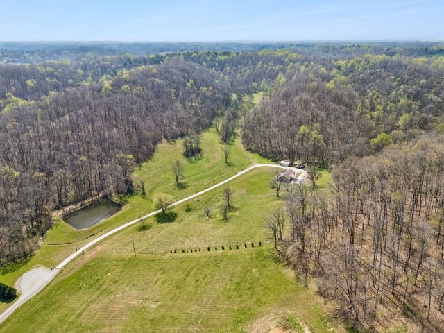 240 Scenic Ct, Pulaski, TN 38478