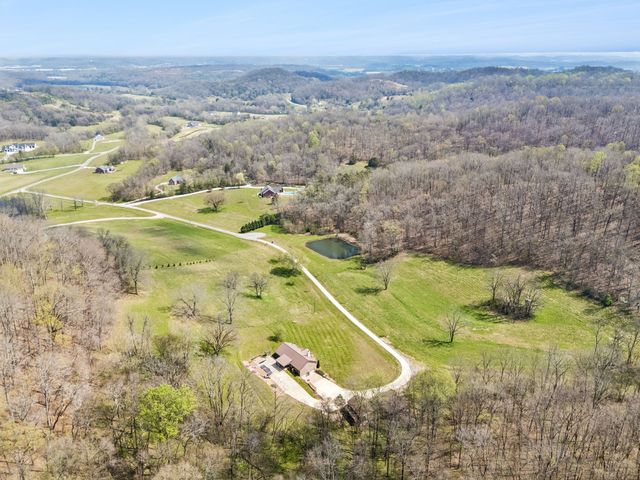 240 Scenic Ct, Pulaski, TN 38478