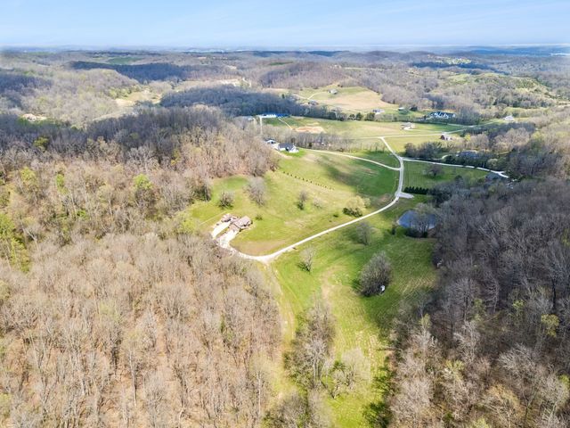240 Scenic Ct, Pulaski, TN 38478