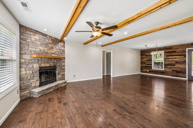 240 Scenic Ct, Pulaski, TN 38478