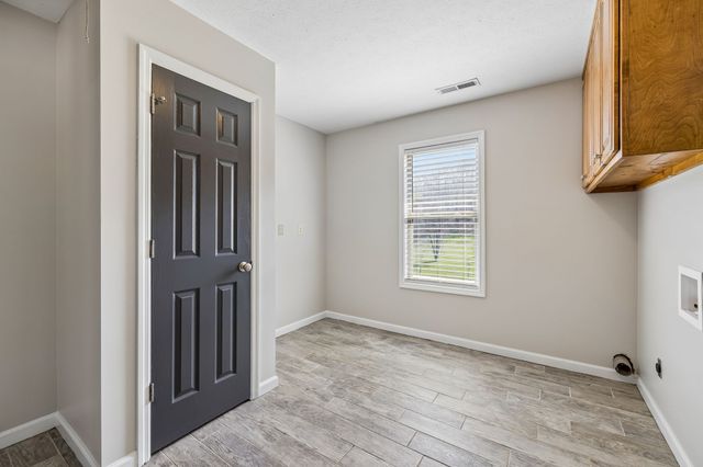 240 Scenic Ct, Pulaski, TN 38478