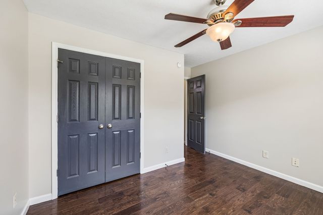 240 Scenic Ct, Pulaski, TN 38478