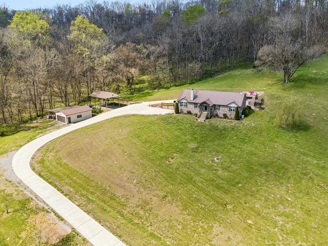 240 Scenic Ct, Pulaski, TN 38478