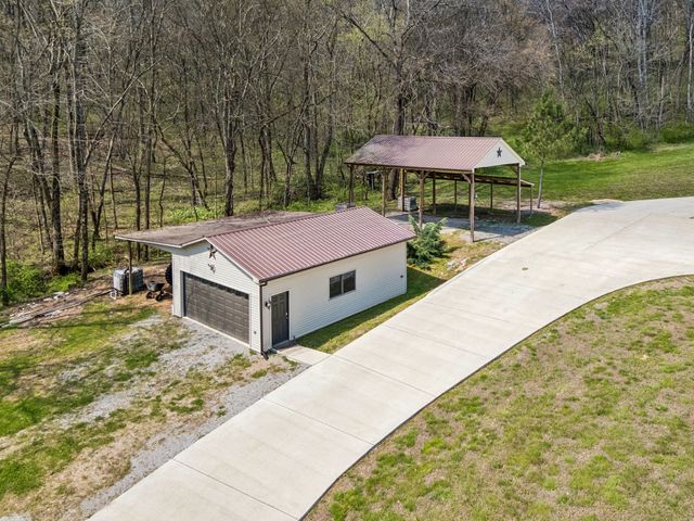 240 Scenic Ct, Pulaski, TN 38478