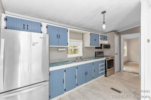 957 Maple Street, Pullman, MI 49450