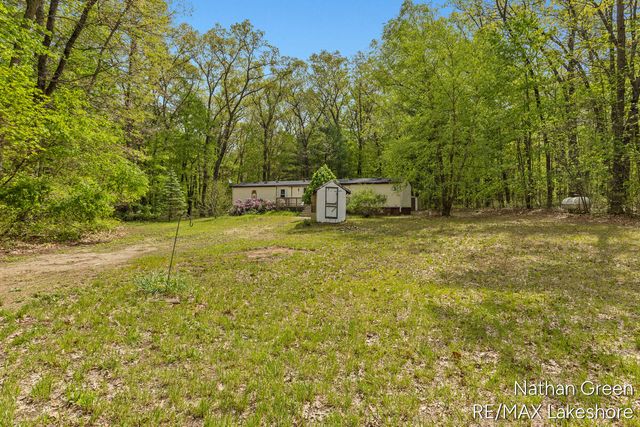 957 Maple Street, Pullman, MI 49450