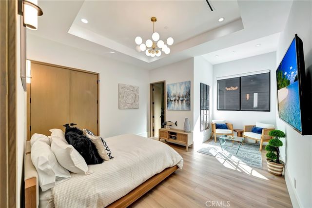 19225 Rosita, Tarzana, CA 91356